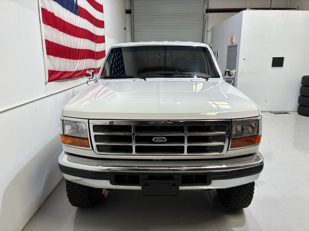 1997 Ford F-350 XL - Photo 6