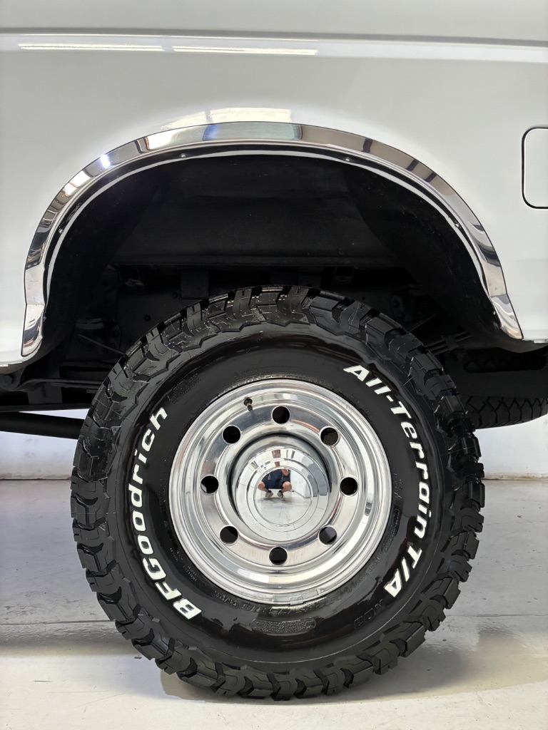 1997 Ford F-350 XL - Photo 8
