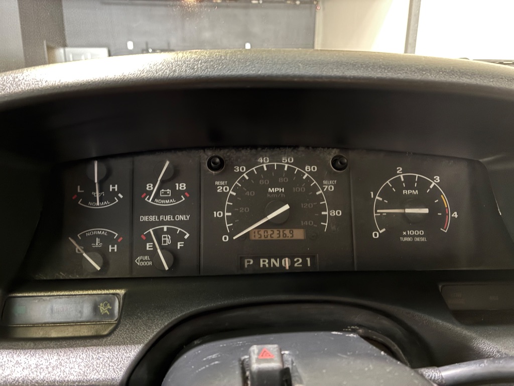 1997 Ford F-350 XL - Photo 10
