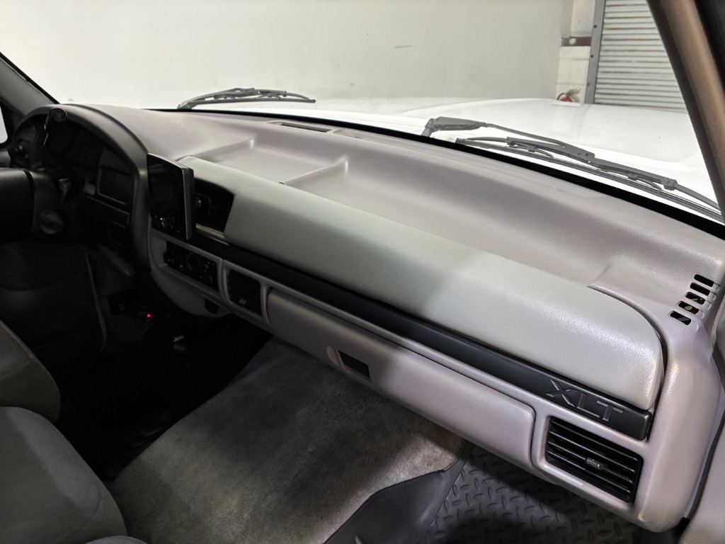1997 Ford F-350 XL - Photo 14