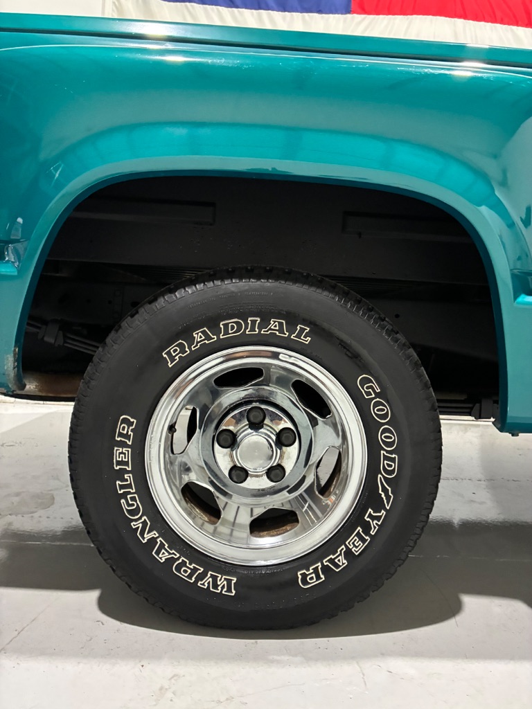 1994 Chevrolet GMT400 - Photo 13